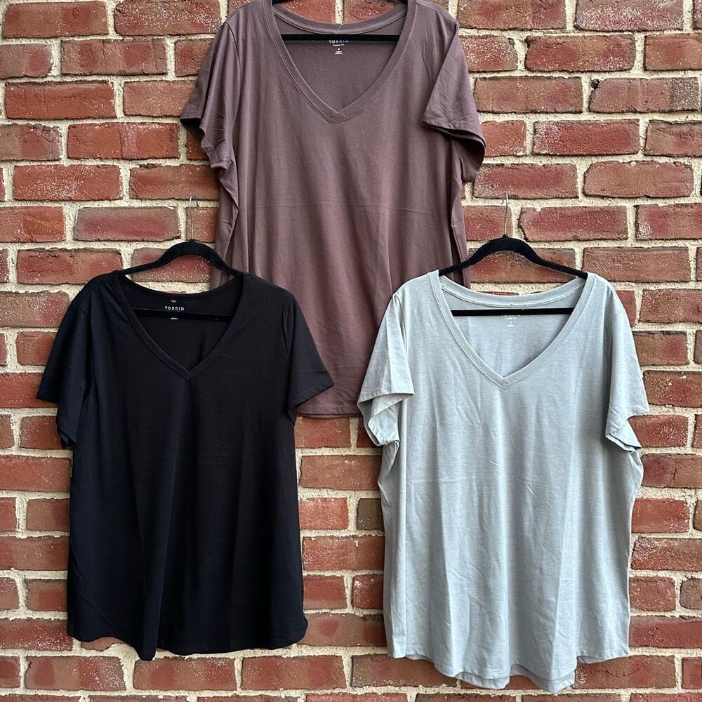 Torrid Lot of 3 V Neck Tee Shirt Classic Fit Brown Black Gray 3X NWOT